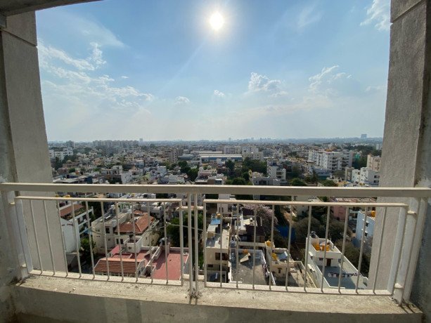 experience-elevated-living-premium-flats-now-available-big-4