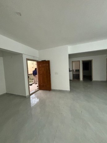 luxury-has-a-new-address-residential-flats-for-sale-big-3